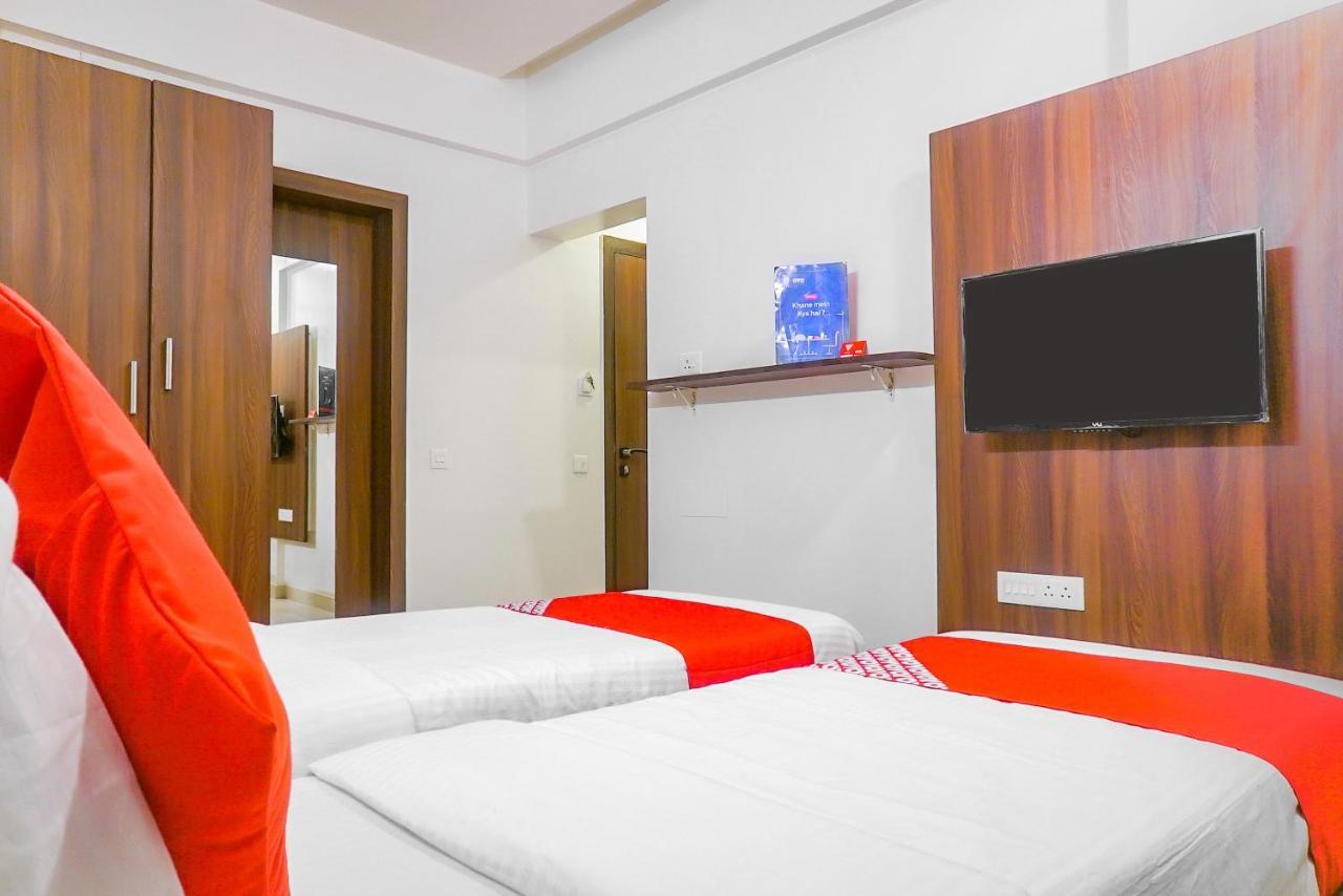 Oyo 15541 Pearl Inn 푸네 외부 사진
